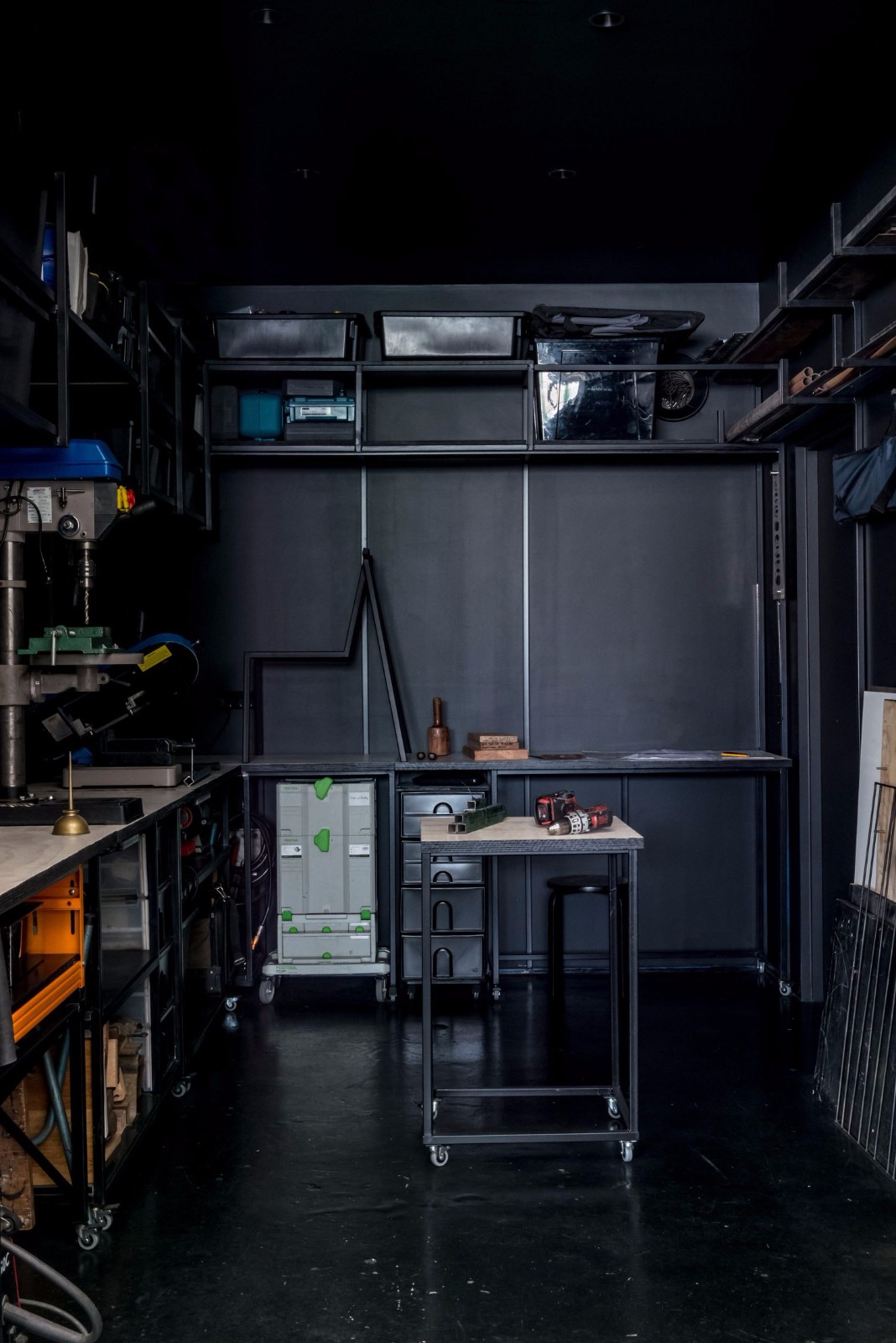 多元空间的无限可能——RUSSELL & GEORGE 的一站式工作休闲场所-26