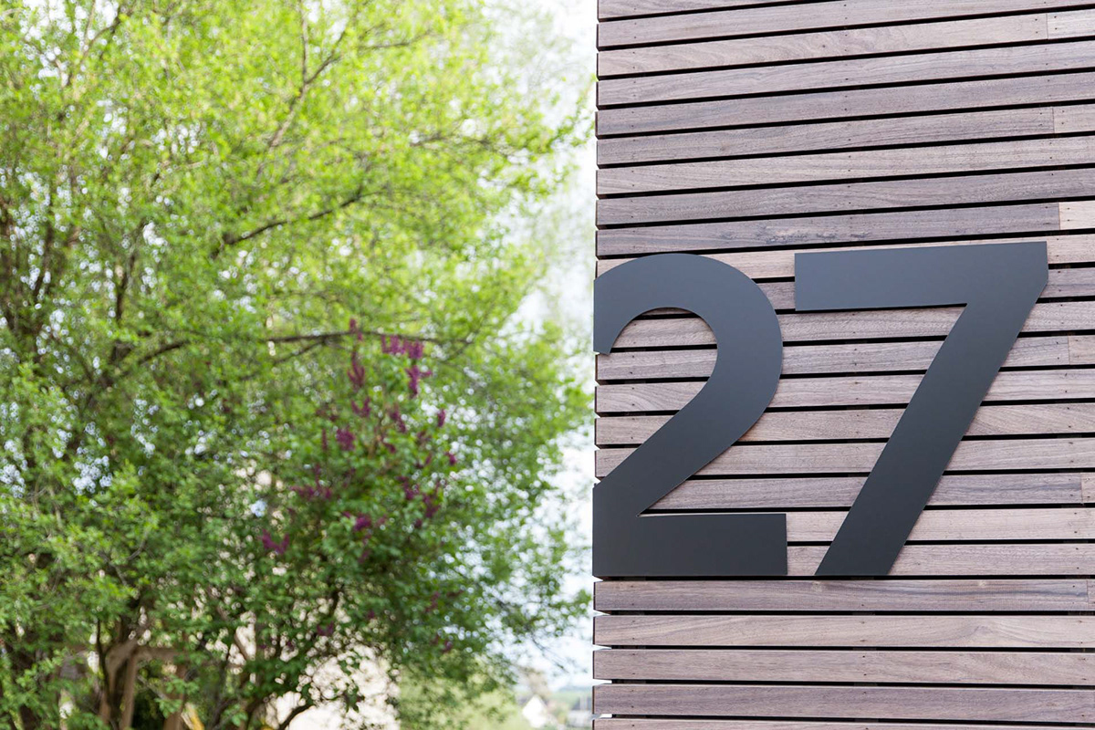 翻新老建筑,打造温馨专业足病诊疗空间-5