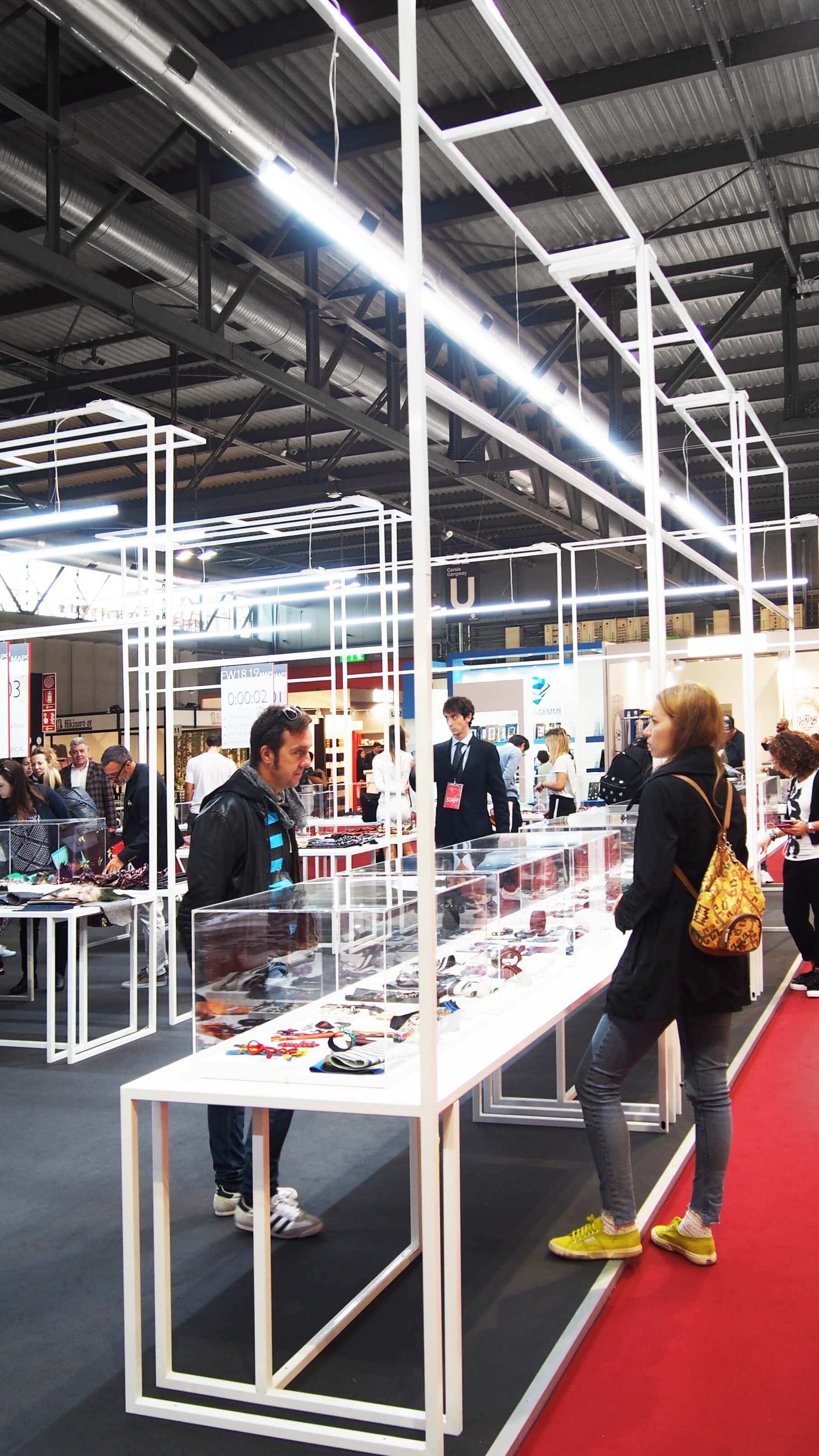 2017 年完成的 LINEAPELLE 展览中心设计-12