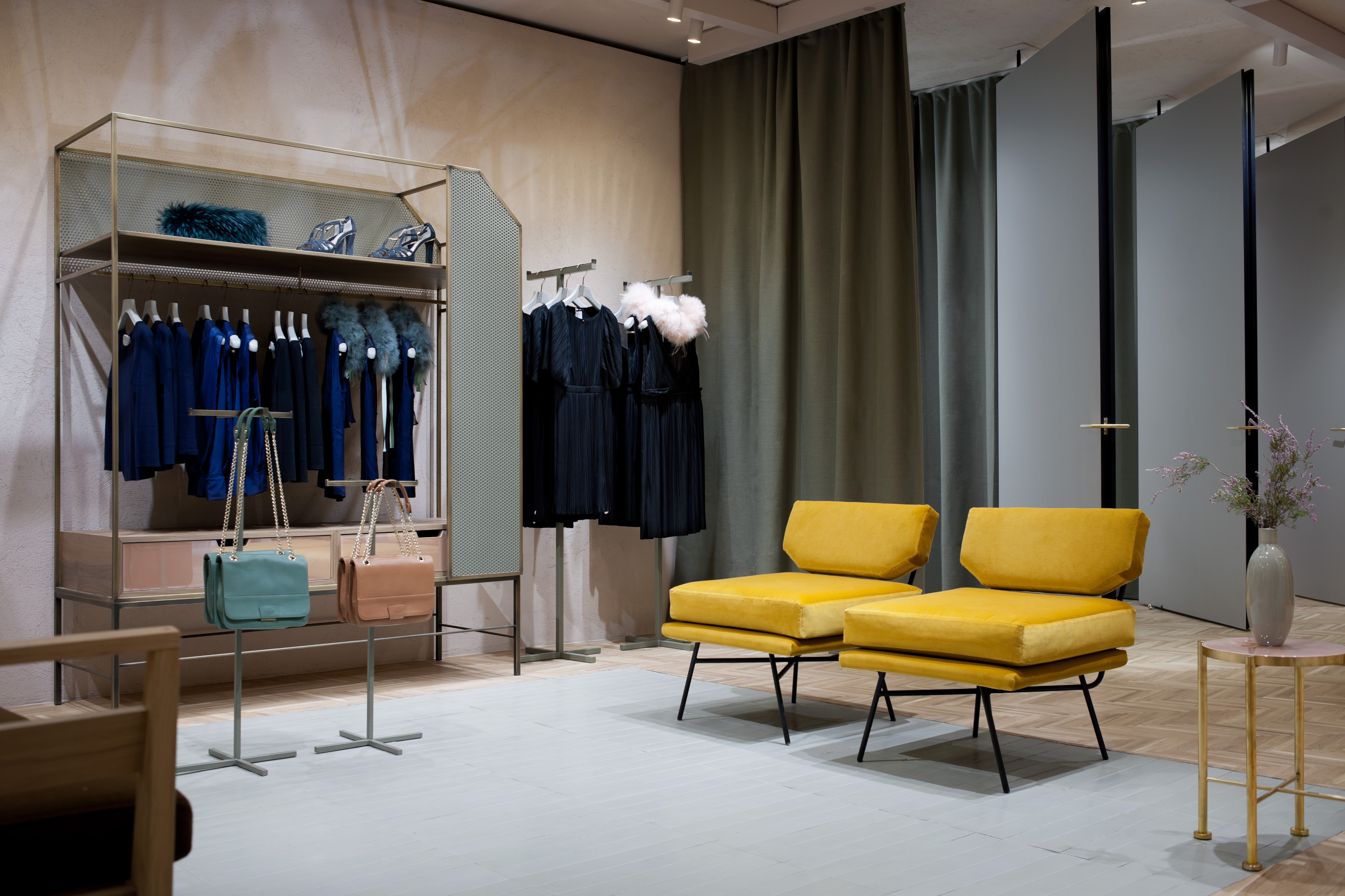 马克斯&蔻·米兰旗舰店-0