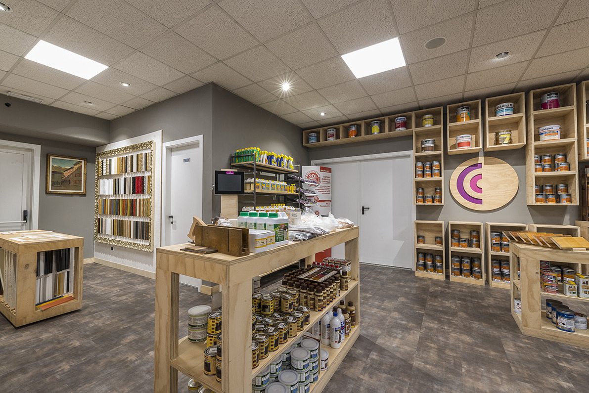 Colorificio Carnico 色彩展示空间-16