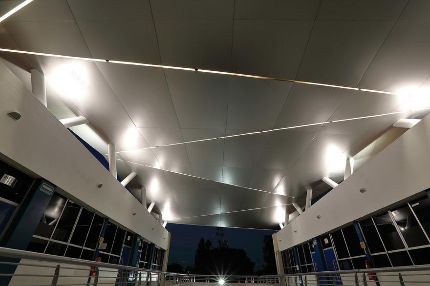 墨西哥瓦拉多利德中学室内设计-31