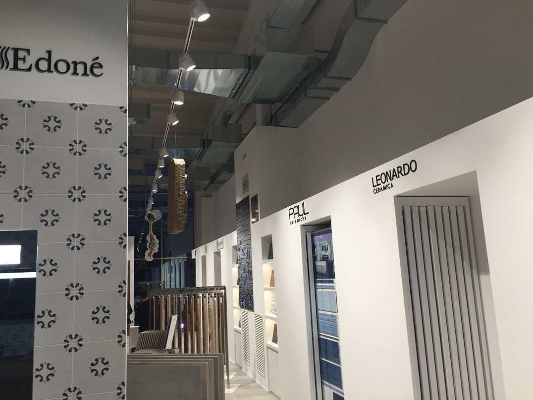 2016 年意大利 Showroom TIBERII 室内设计案例-12