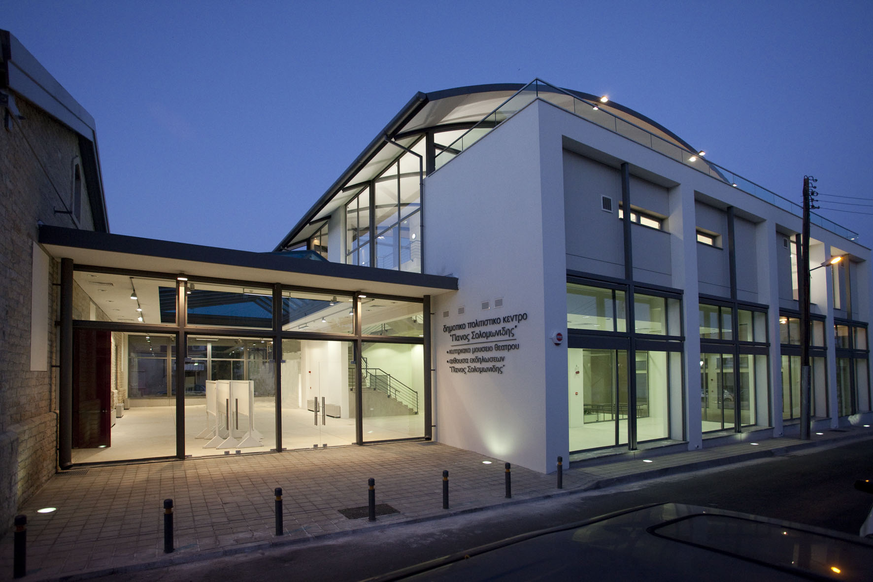 科技大学的艺术中心-0