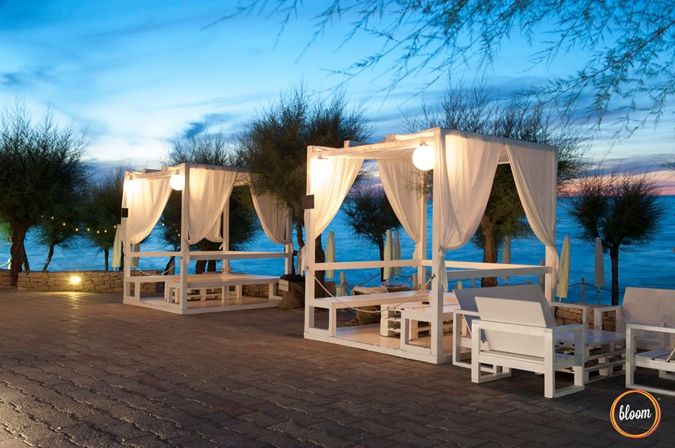 2013 年完成的 Bloom 海滩酒吧 | 木质结构与海洋风情的完美融合-21