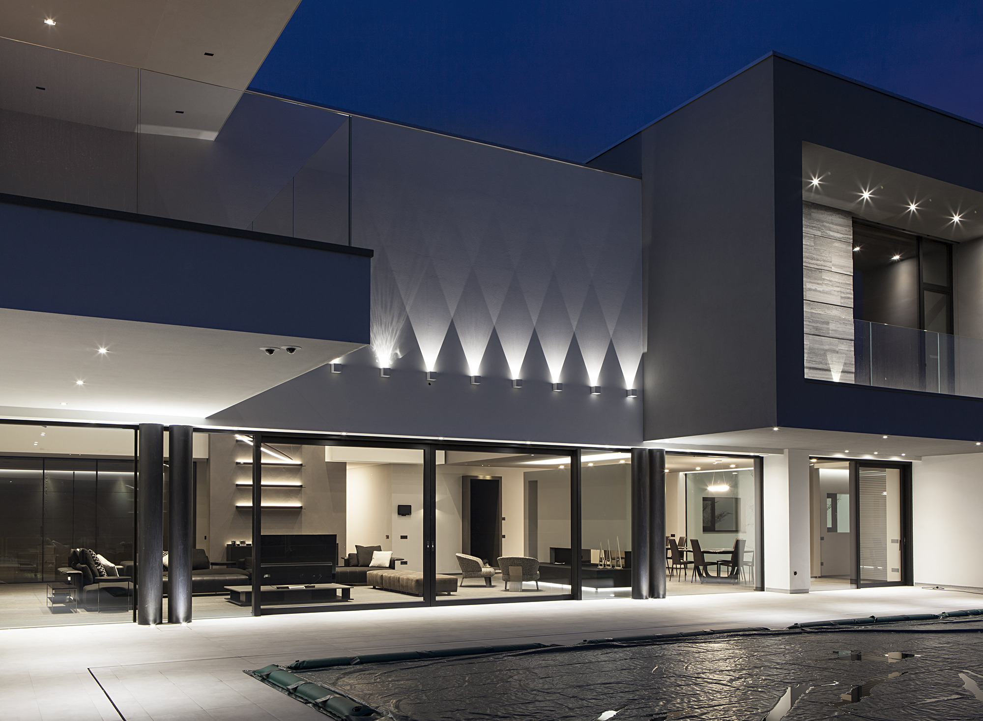 意式奢华的典范之作 | 卡斯特莱拉诺别墅设计-30