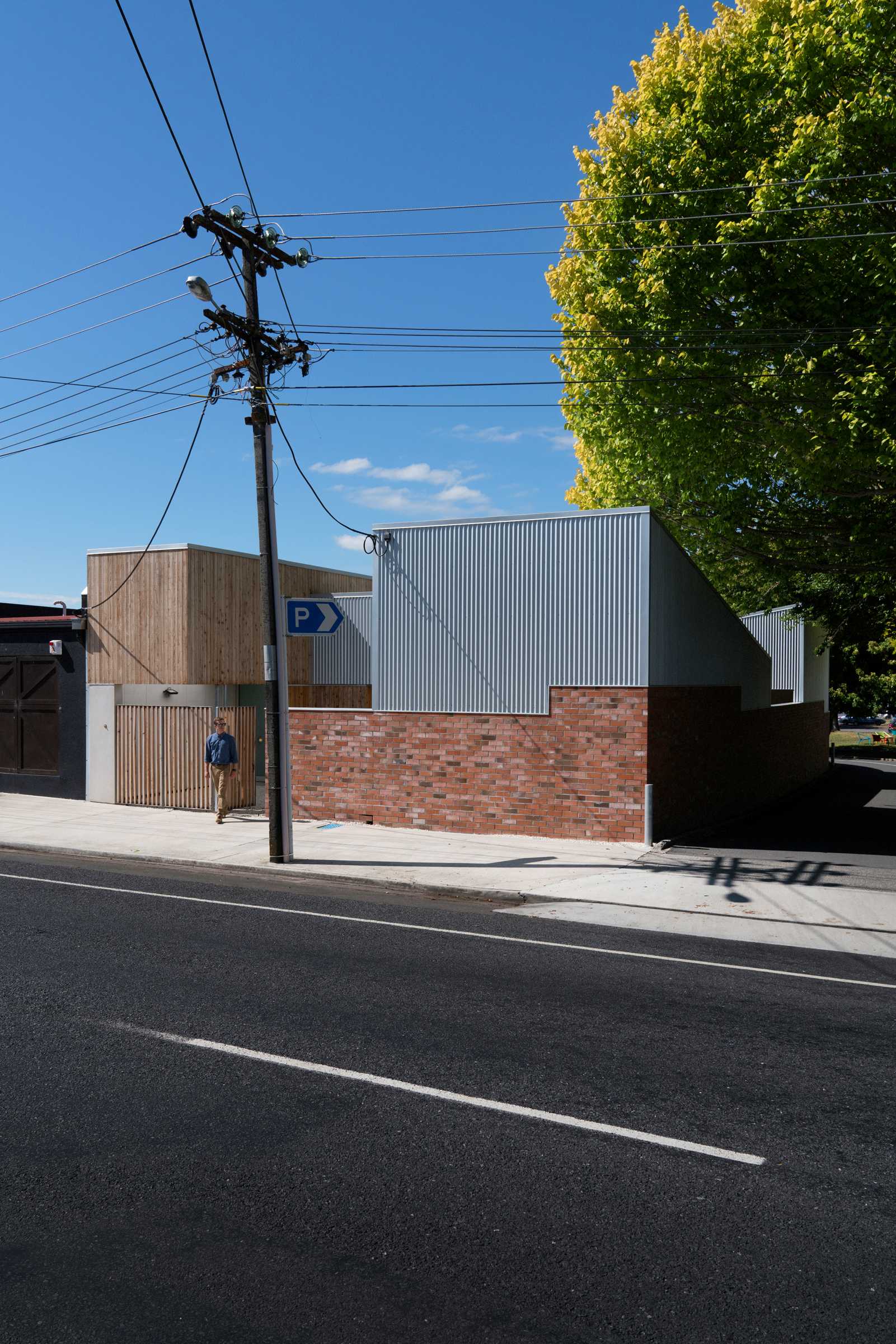 新西兰小城住宅 | 家庭住宅与艺术工作室的完美融合-8