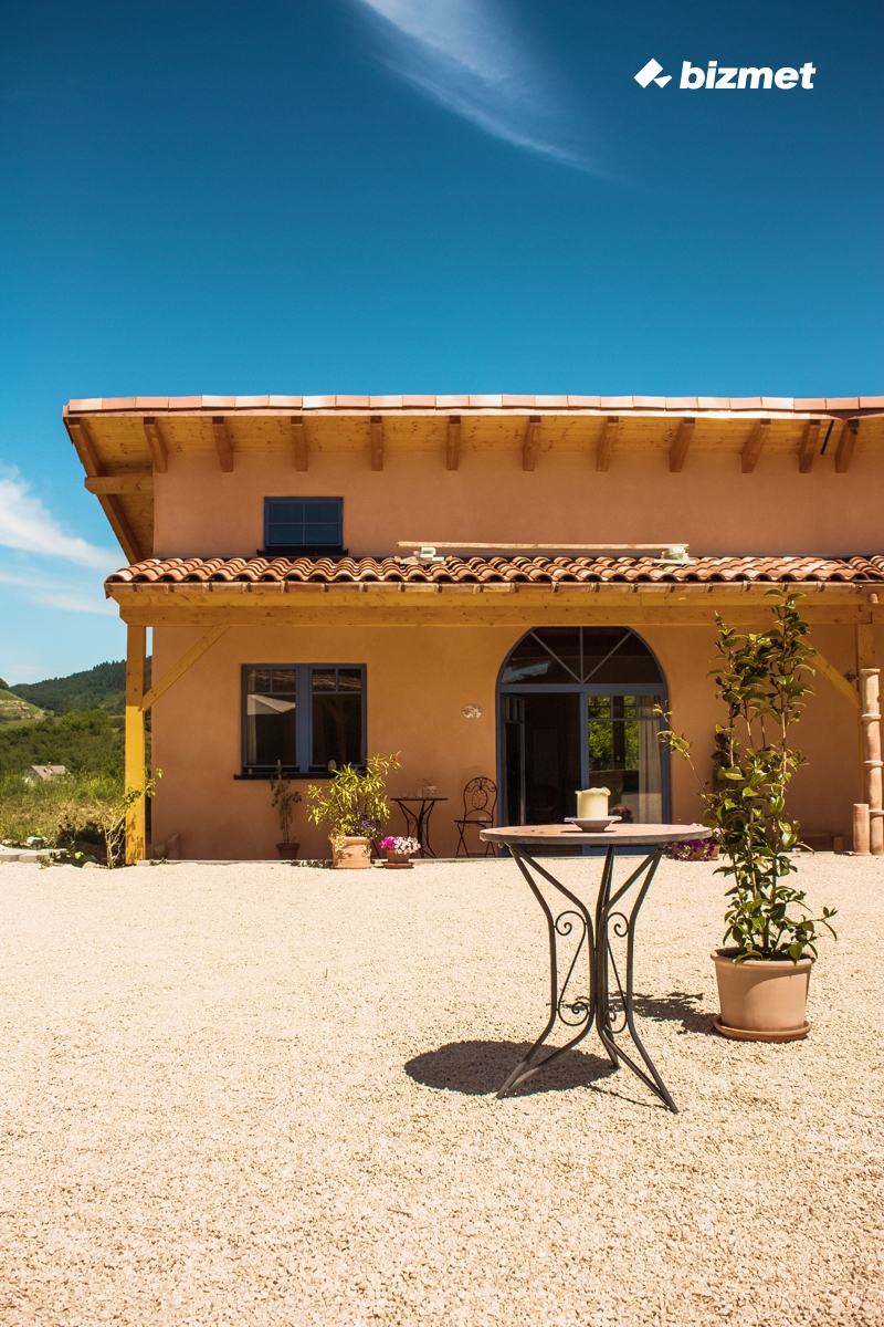 2015 年完工的多功能文化艺术中心 | Kulturzentrum3Klang 的木质门窗设计-11