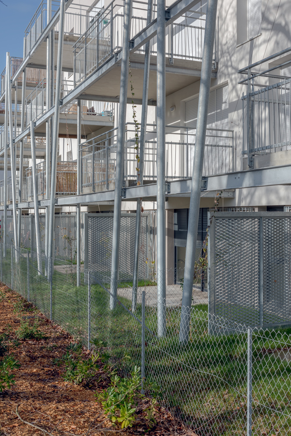 2018 年完工的 Les Erables 公寓设计展现独特魅力-17