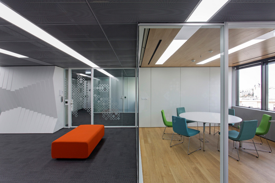 挪威驻雅典大使馆 | 现代轻盈,自然日光与传统针织的融合-7