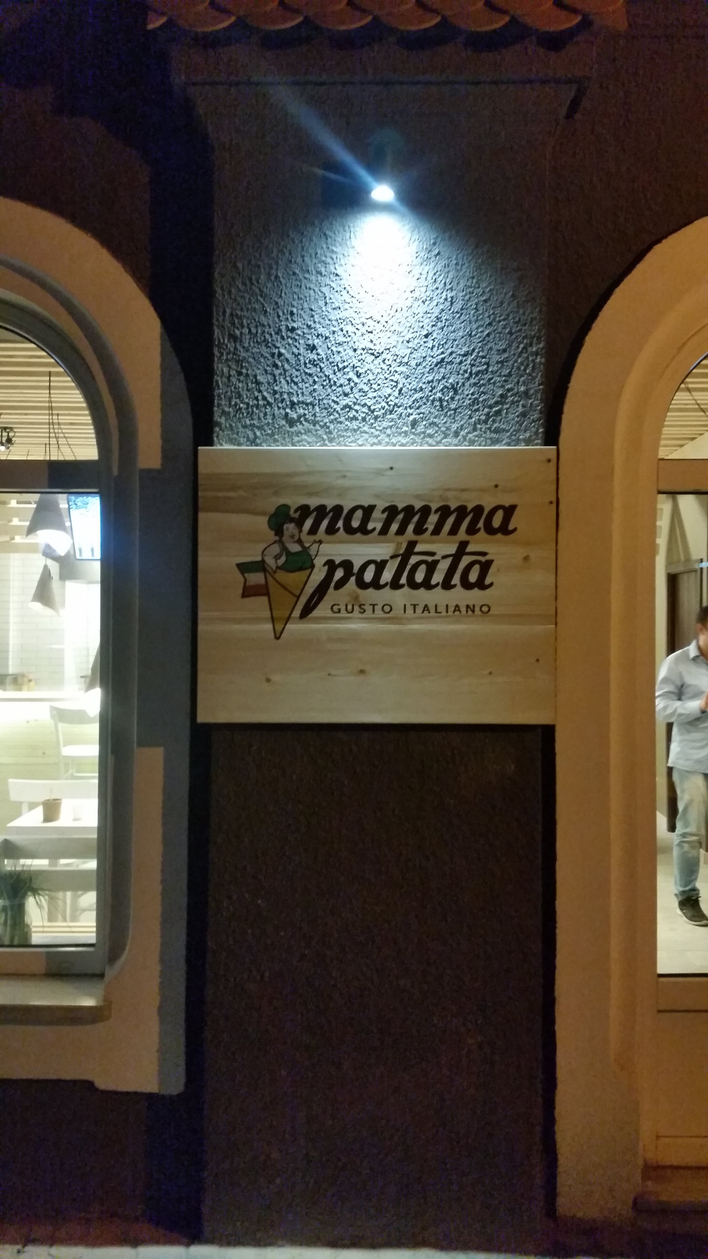 Mamma Patata 餐厅设计-33