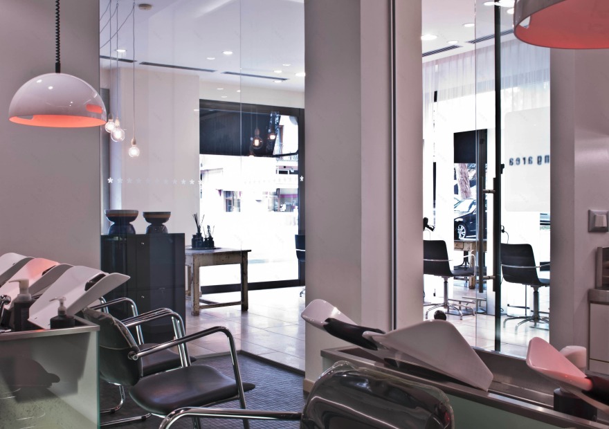 S 和 N 我理发店-9