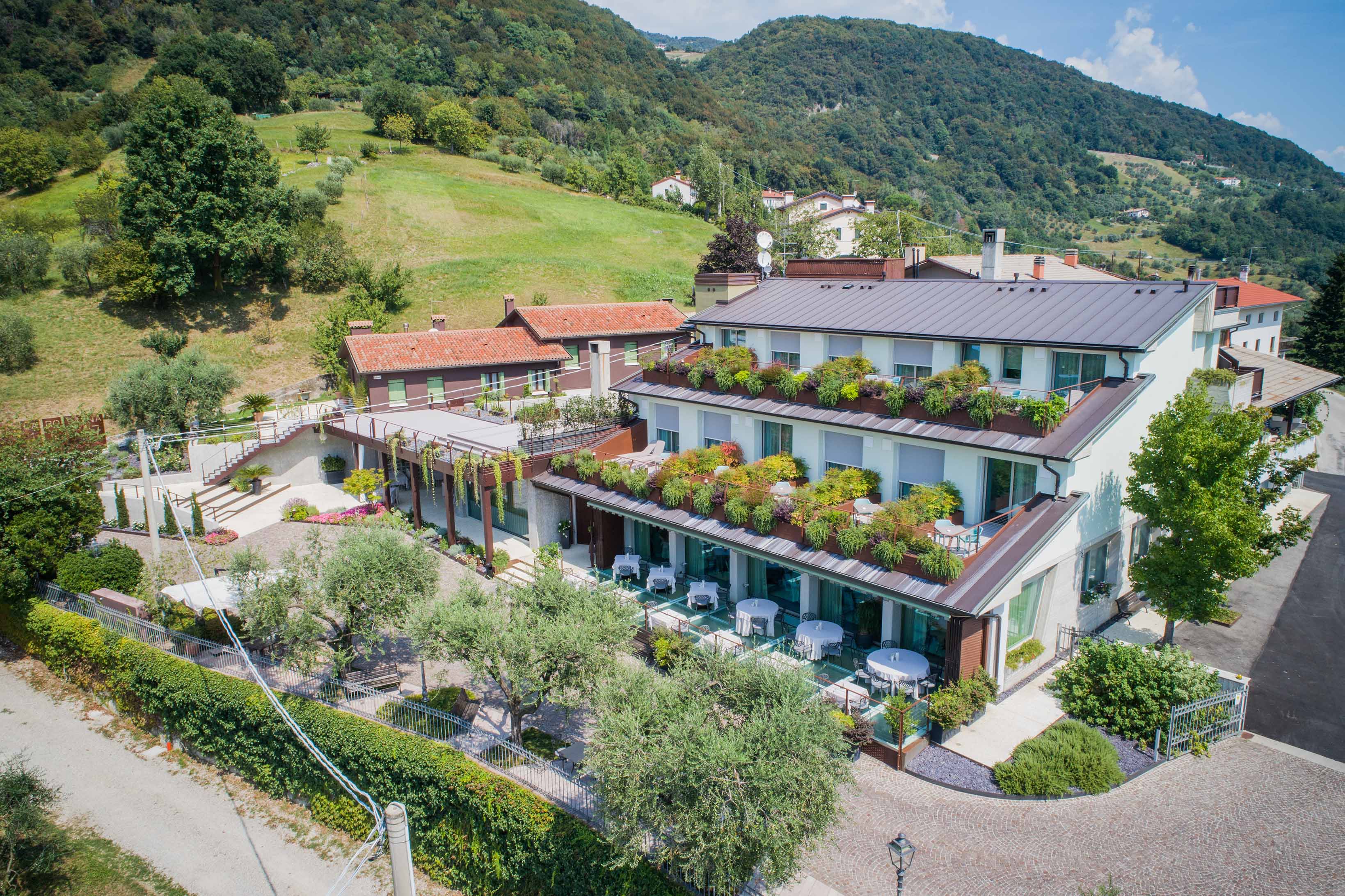 意大利 La Rosina 酒店翻新-3