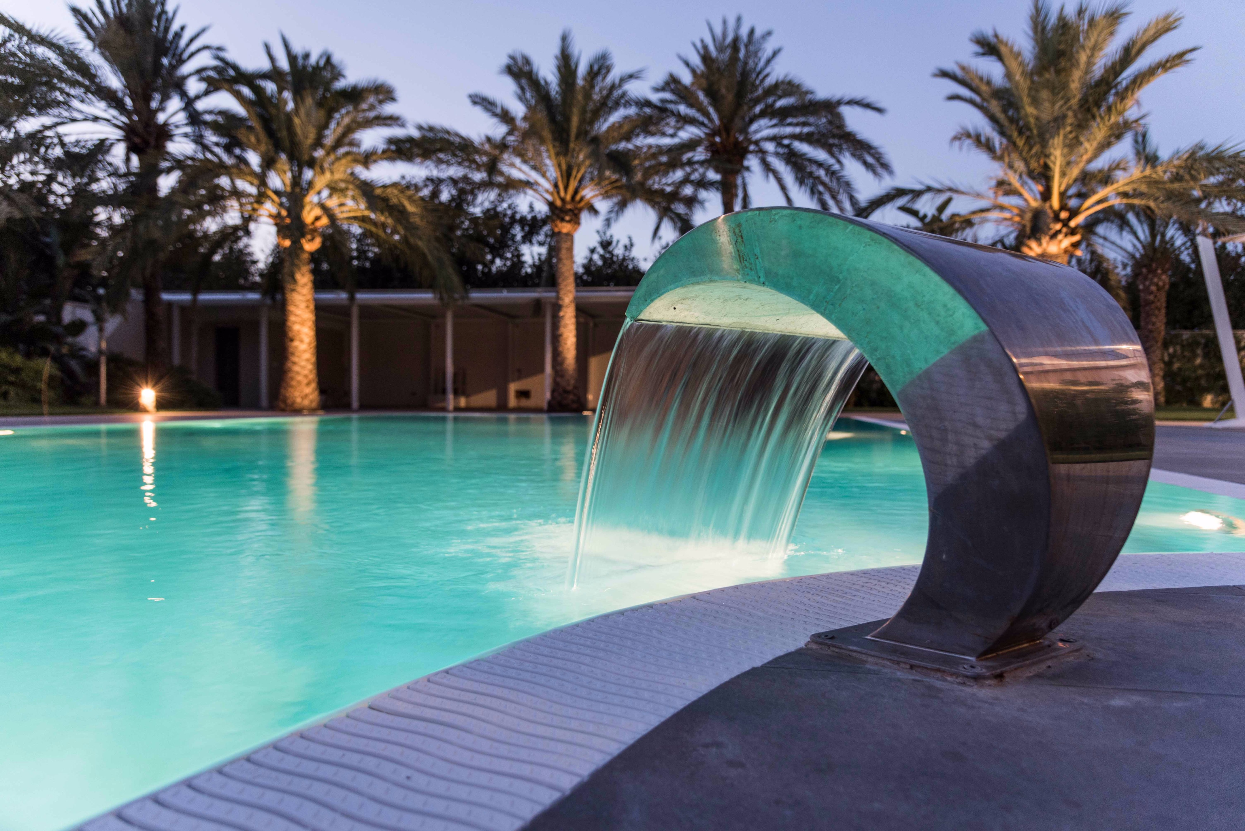 私人住宅花园设计，光影交错打造独特空间-14