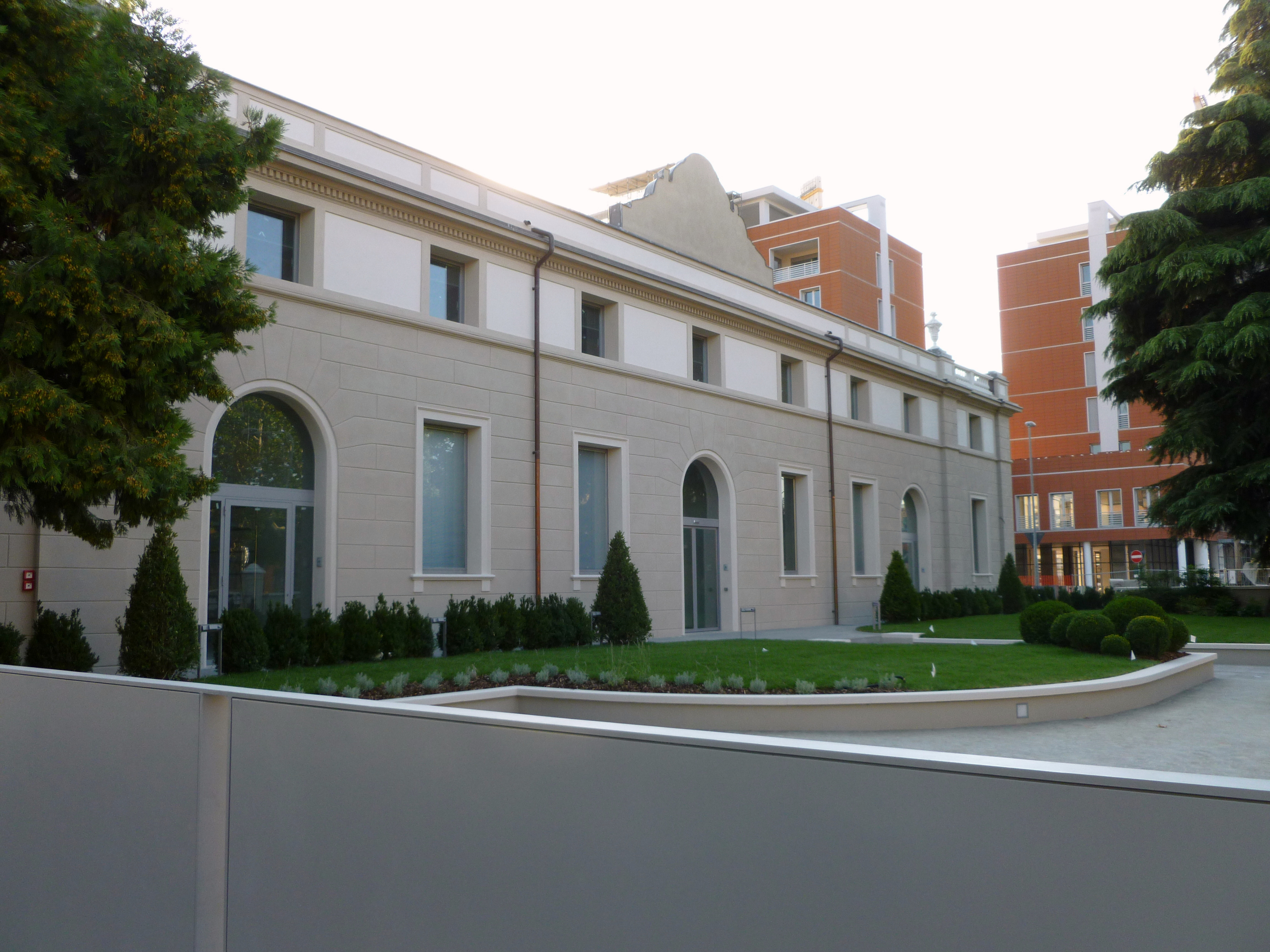 2013 年完成的意大利私人银行室内设计-31