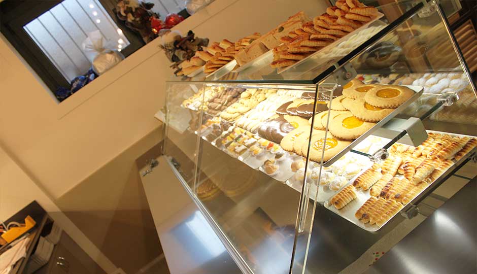 定制糕点店装修-17