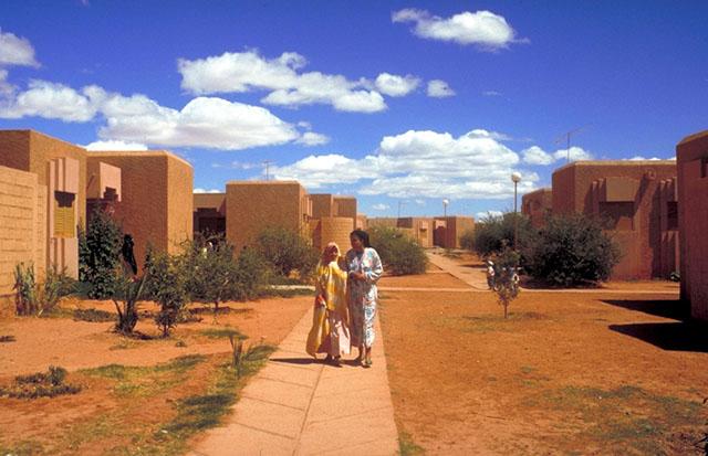 融合本土风格的摩洛哥矿工村庄设计-0