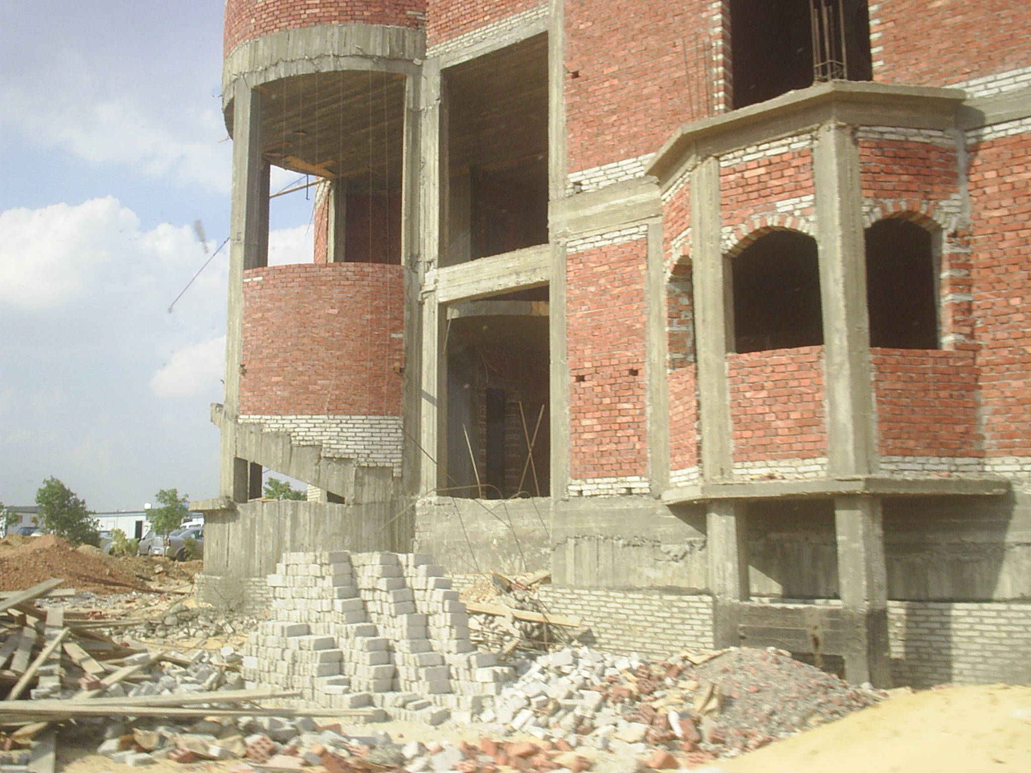 2011 年完成的埃及开罗 150 座豪华经典别墅设计-12