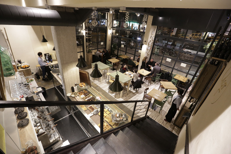 复古与现代交融的 UGO 餐厅-0