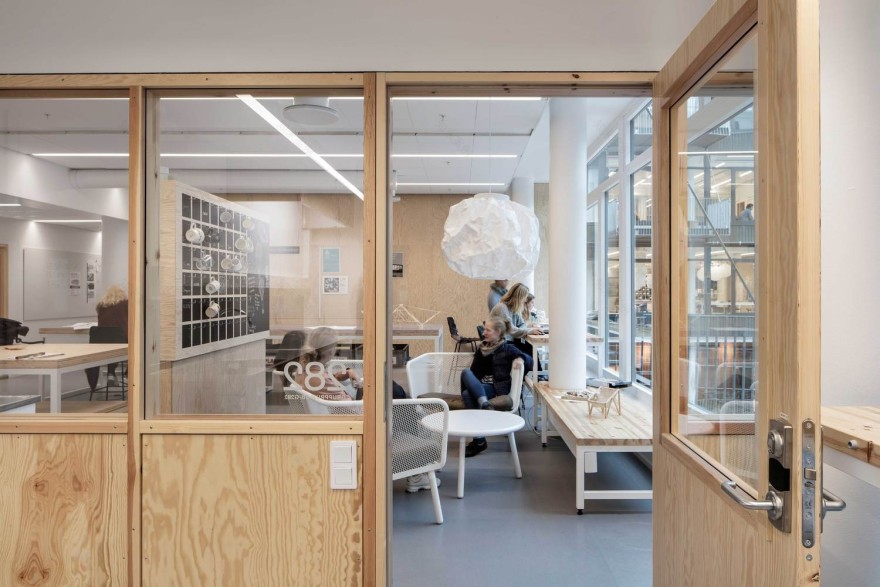 瑞典大学建筑系现代改造-16