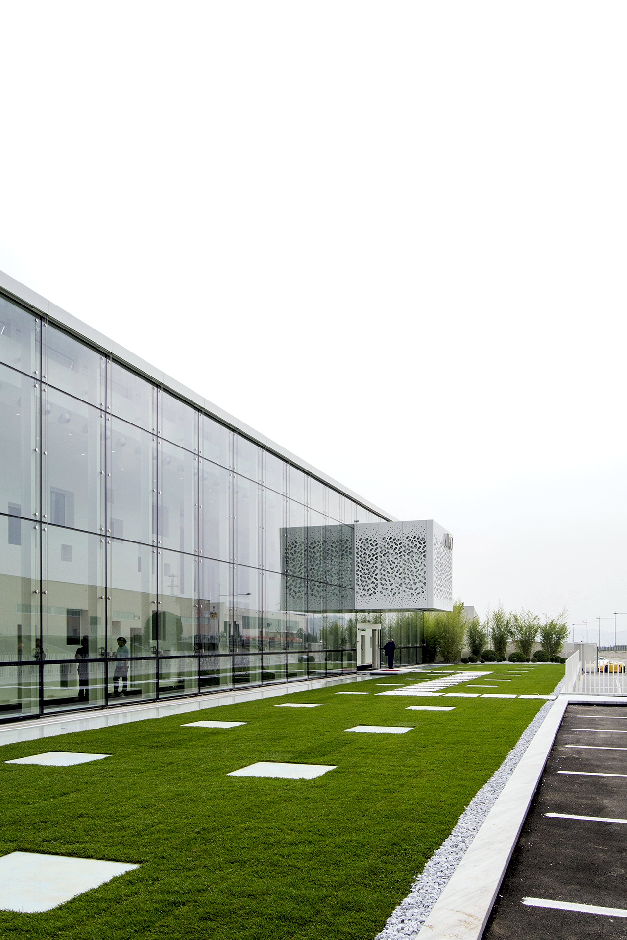 Citco 总部大楼，几何之美与动态空间的完美结合-2