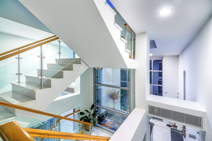 希腊雅典 CORAL SHIPPING 总部室内设计-17