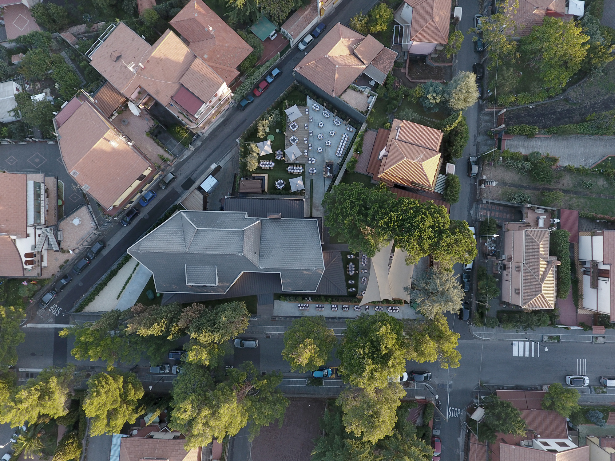 古宅新生,餐饮空间与历史文化的完美融合-2