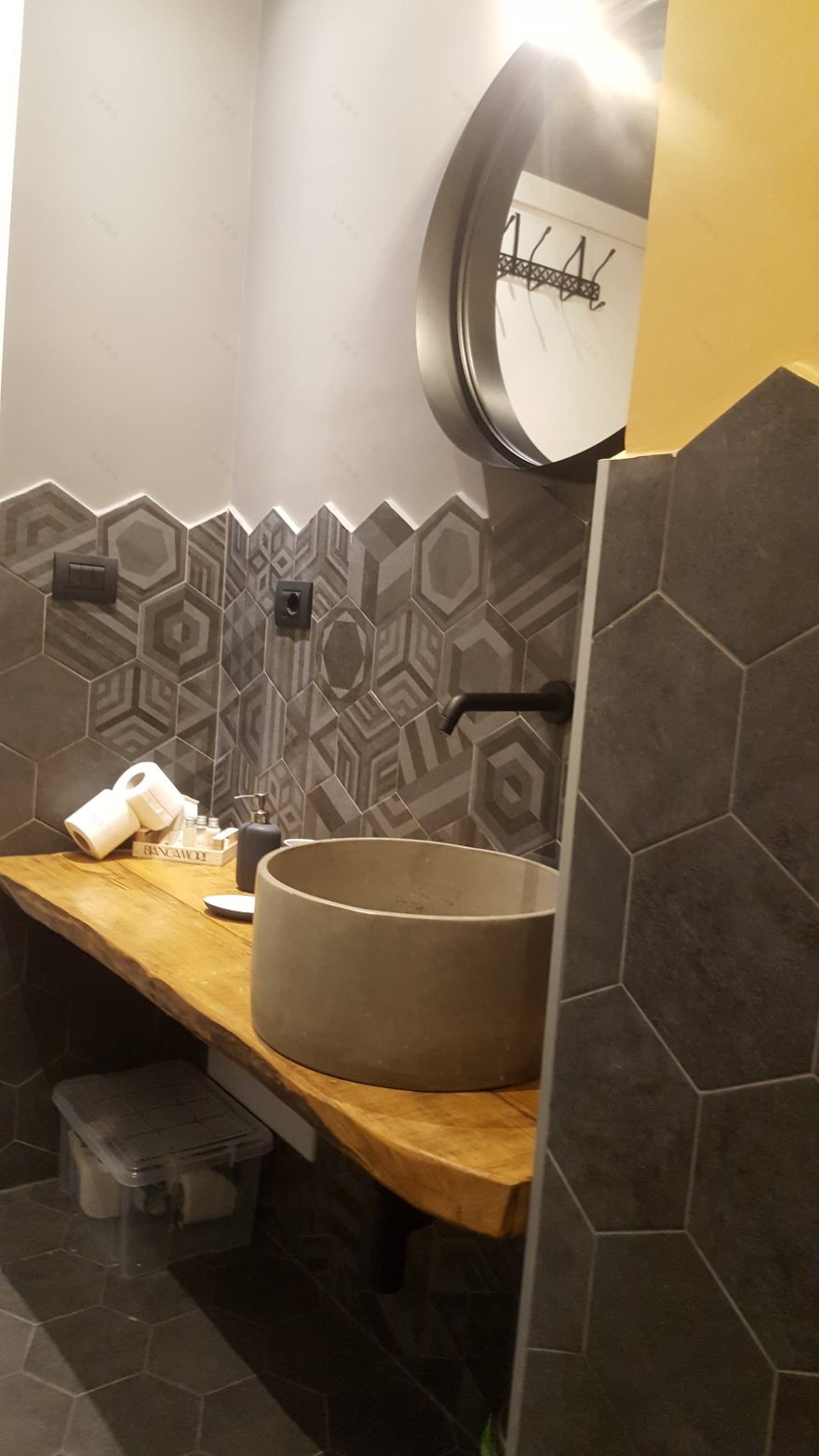 历史遗迹中的现代度假公寓——意大利 Salerno“Suite la Minerva”-42