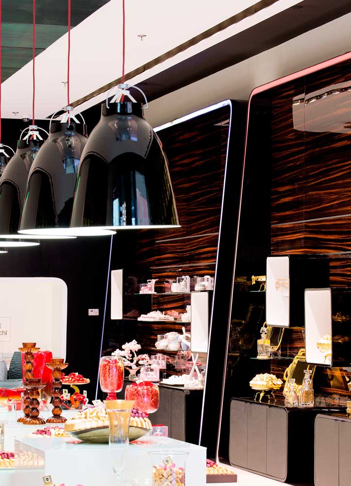阿布扎比 Patchi 巧克力店 · 创新与奢华的融合-21