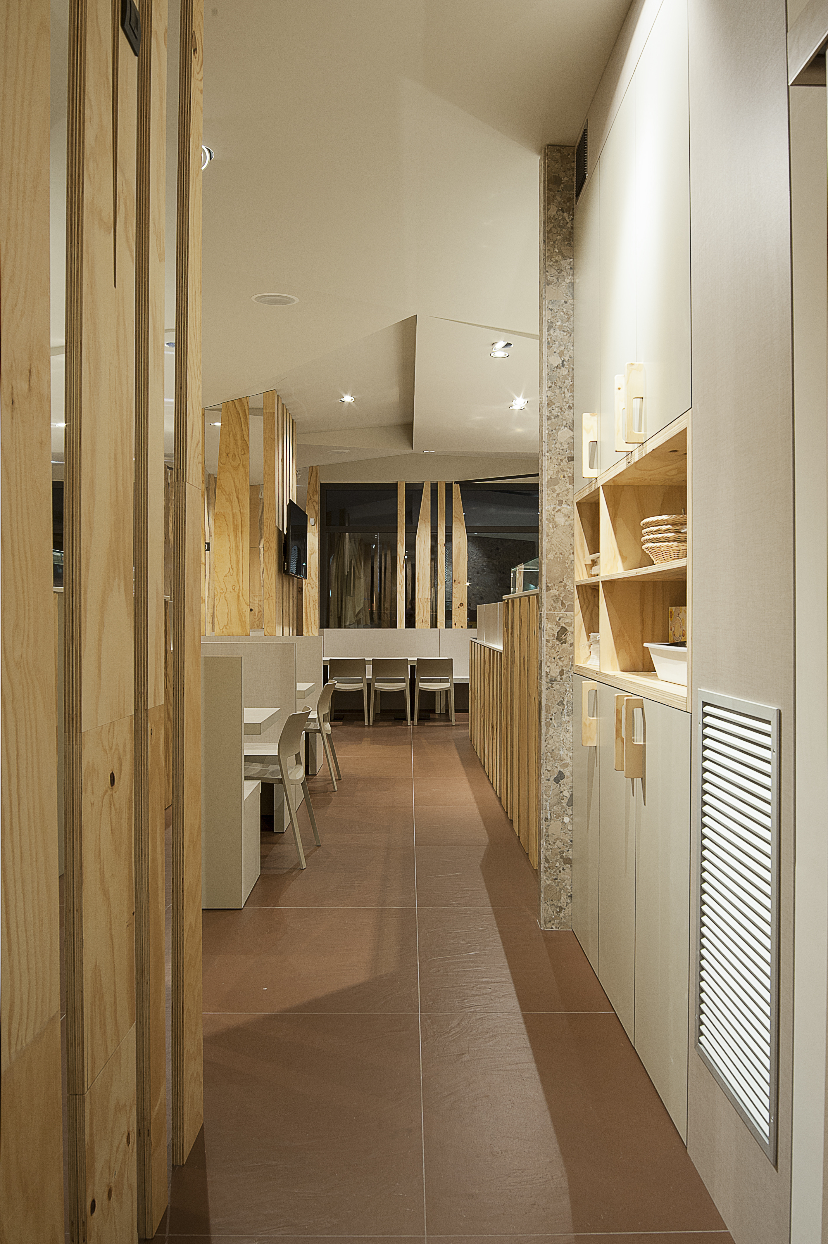 德国黑森林之韵 · BIETIGHEIM 餐厅设计-20