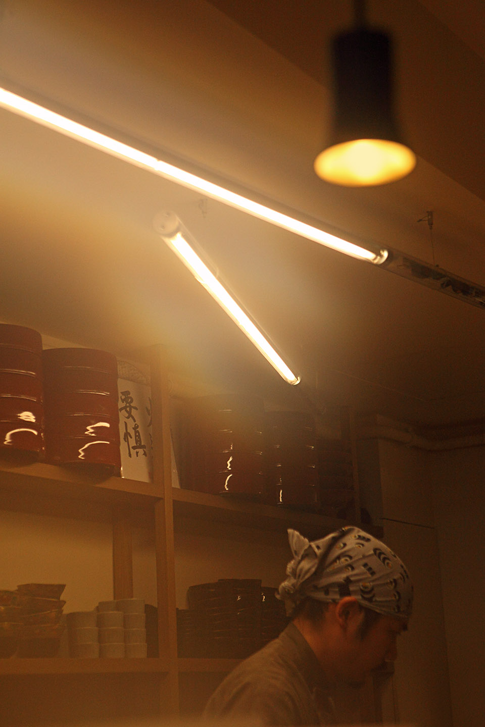 致敬日本文化,AIUEnO 餐厅的室内设计艺术-7