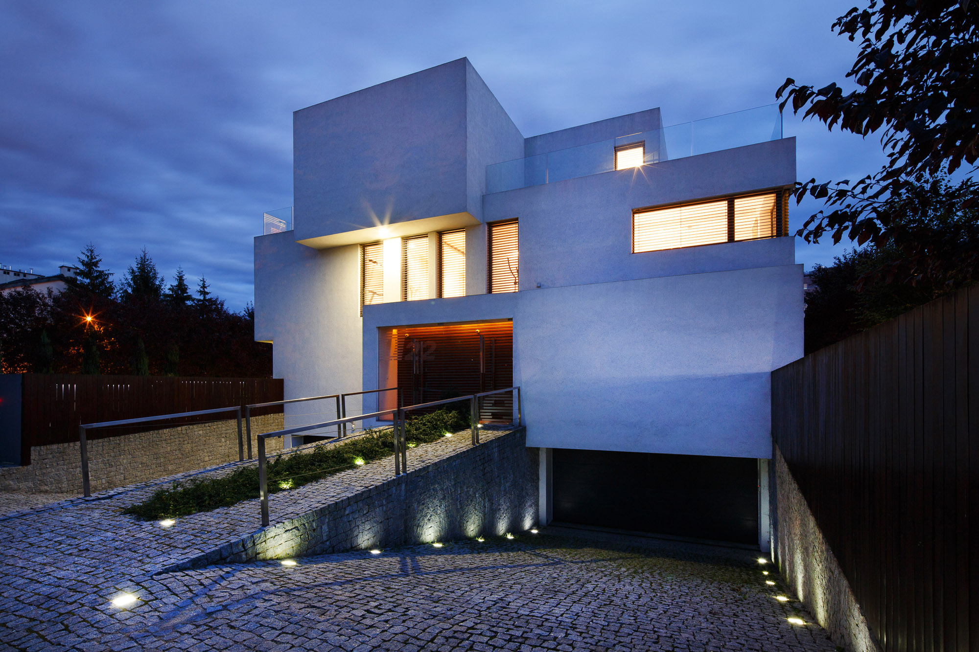 旋转的 69 号别墅-23