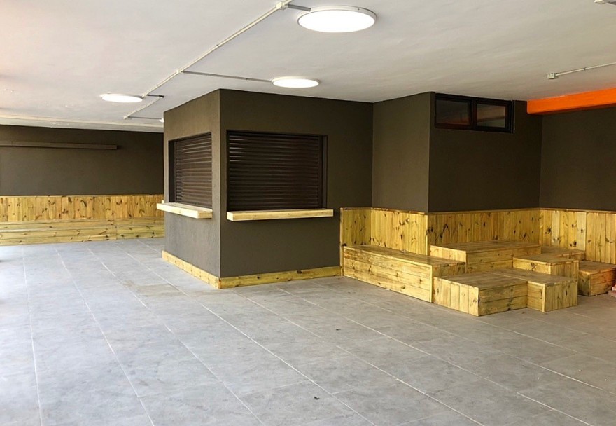 小空间,大变革——以色列巴特亚姆市沙 azar 高中入口改造-0