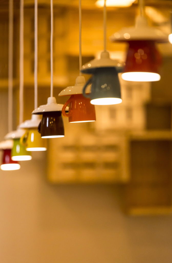 自然有机的低成本咖啡馆设计-10