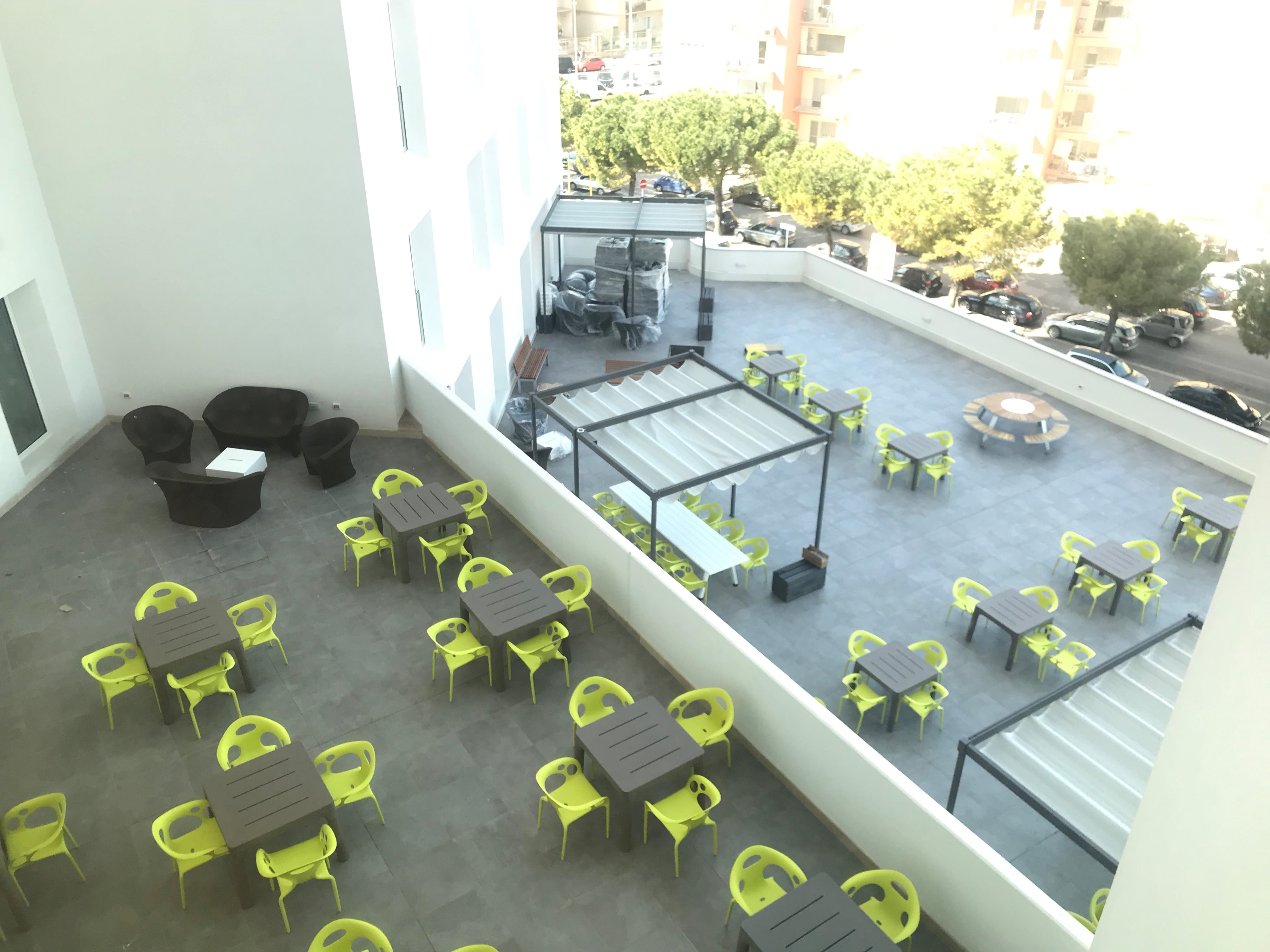 电信公司总部打造高效休闲办公空间-40