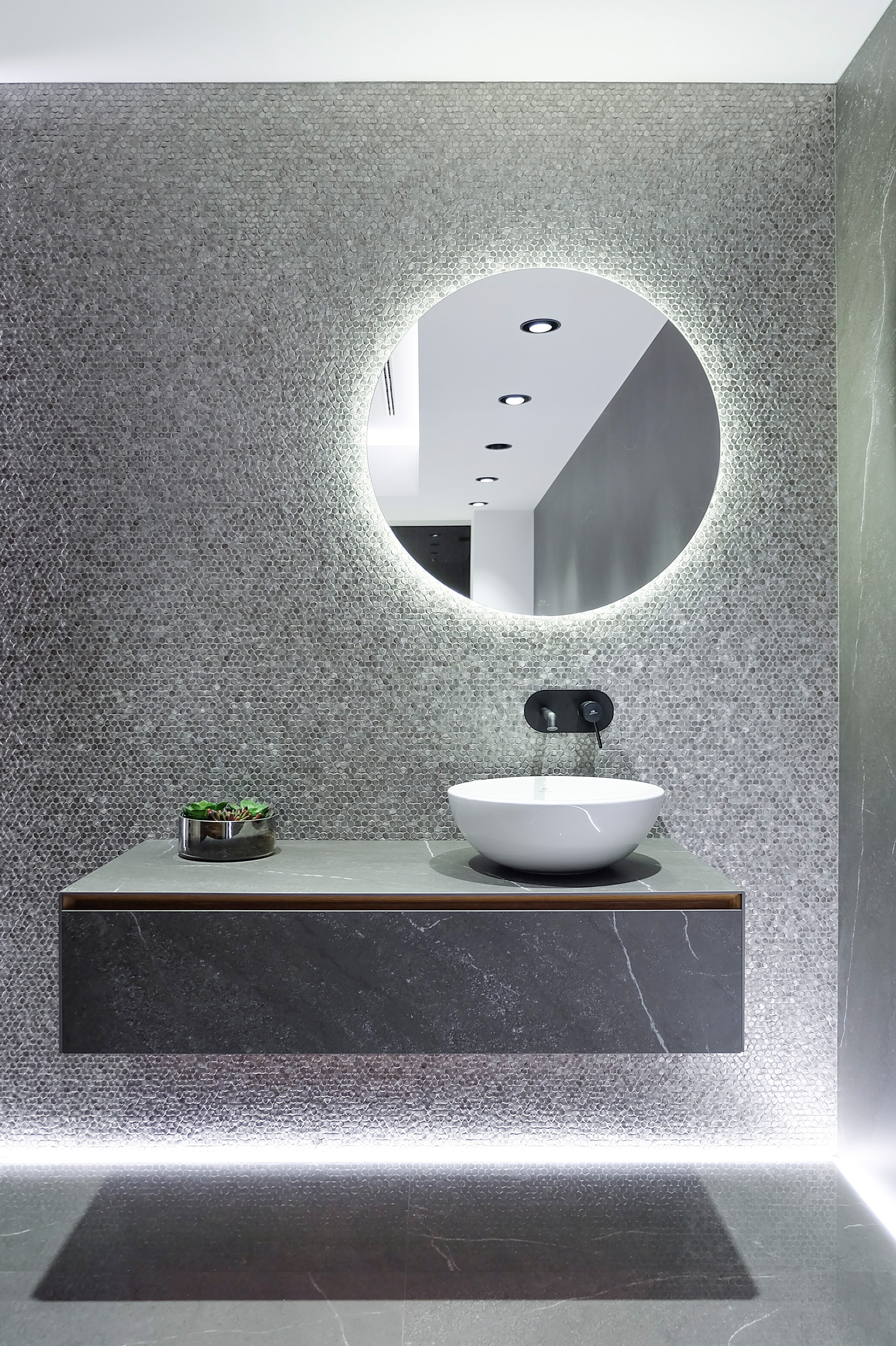 2017 年 CERSAIE 展上，PORCELANOSA Grupo 呈现独特设计-21