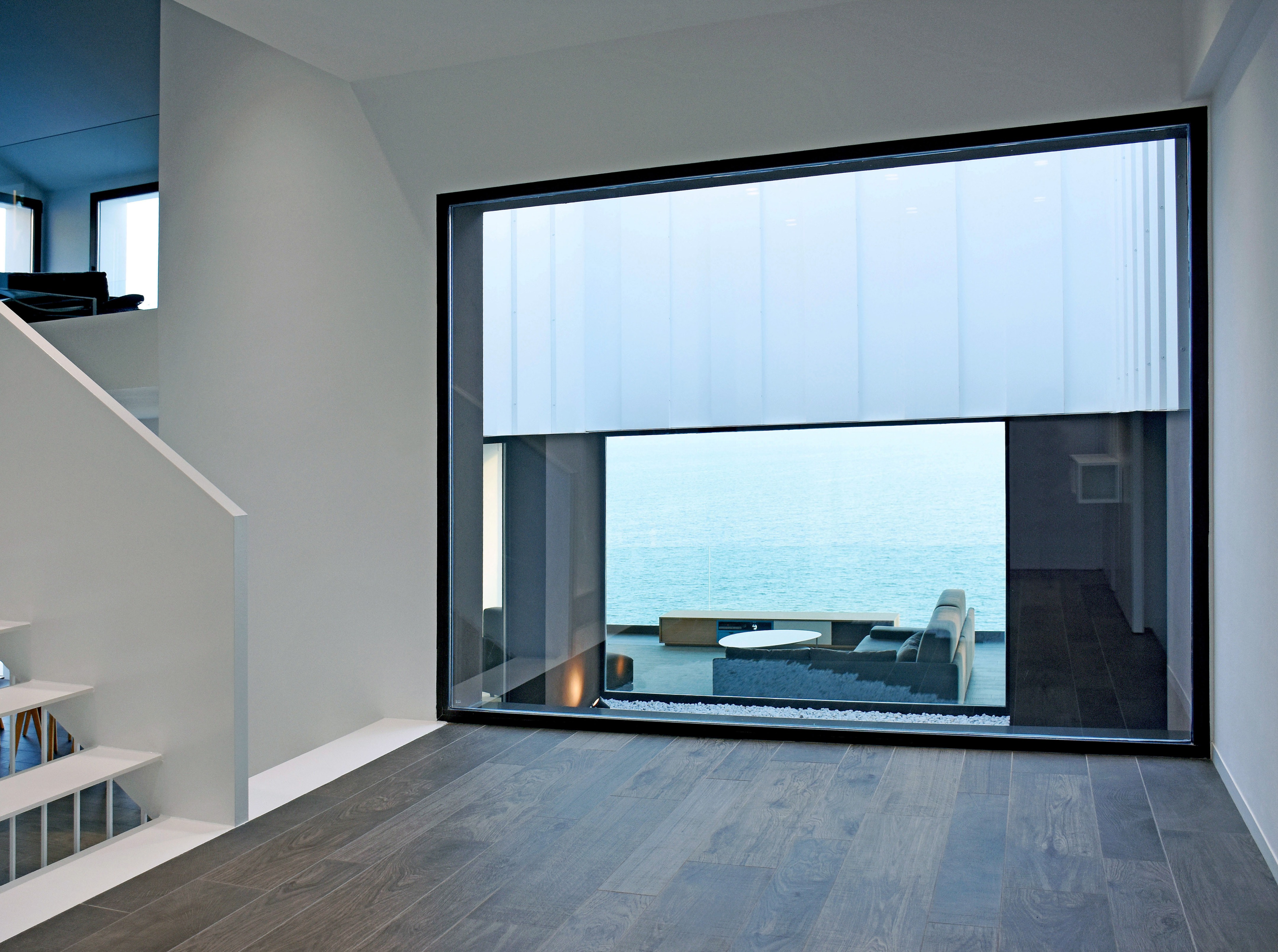 白色简约海景别墅 设计师 Adi Escura Arquitectos-11