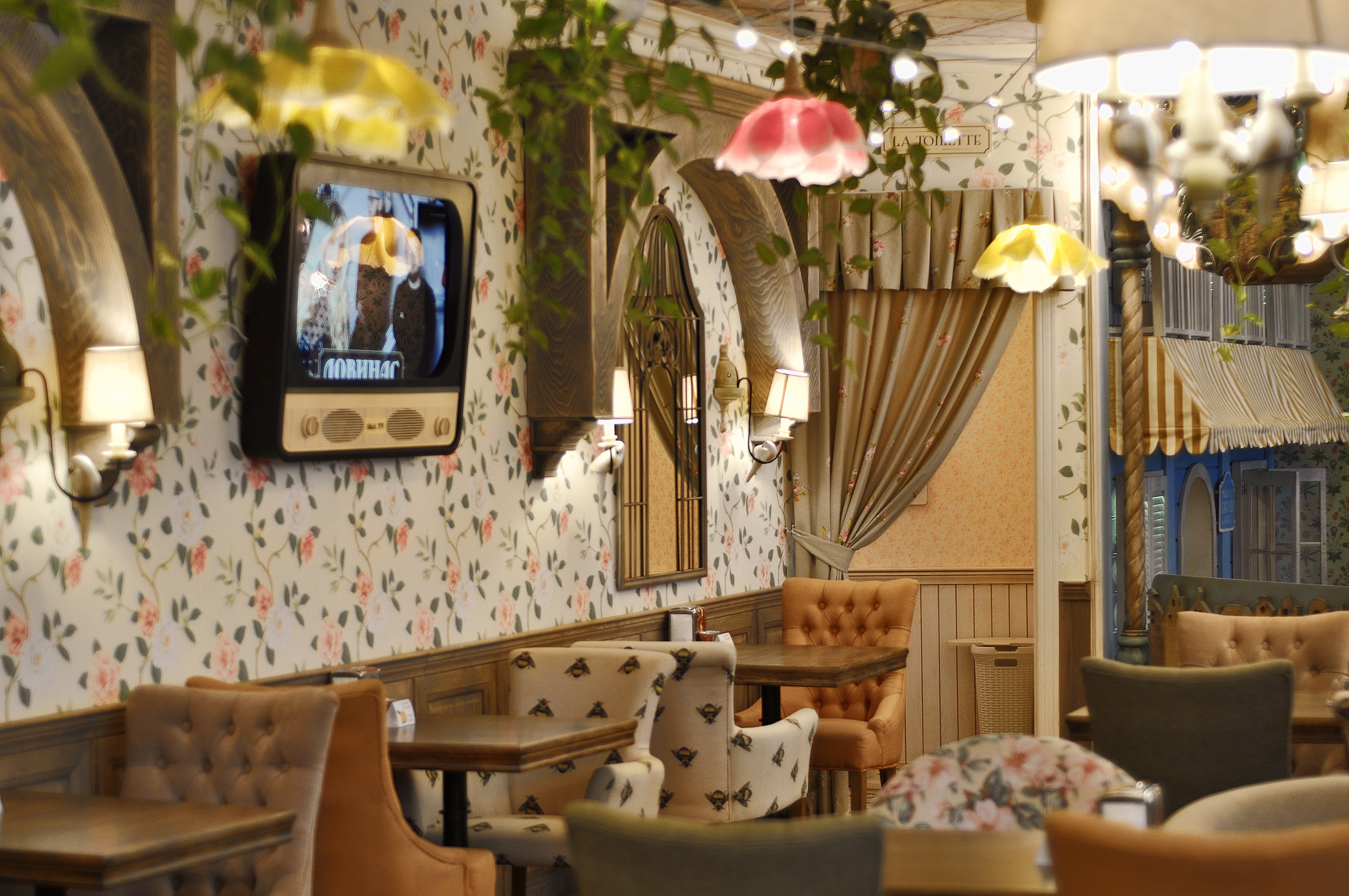 梦幻法式甜品店“Sophie and Annabelle”-33