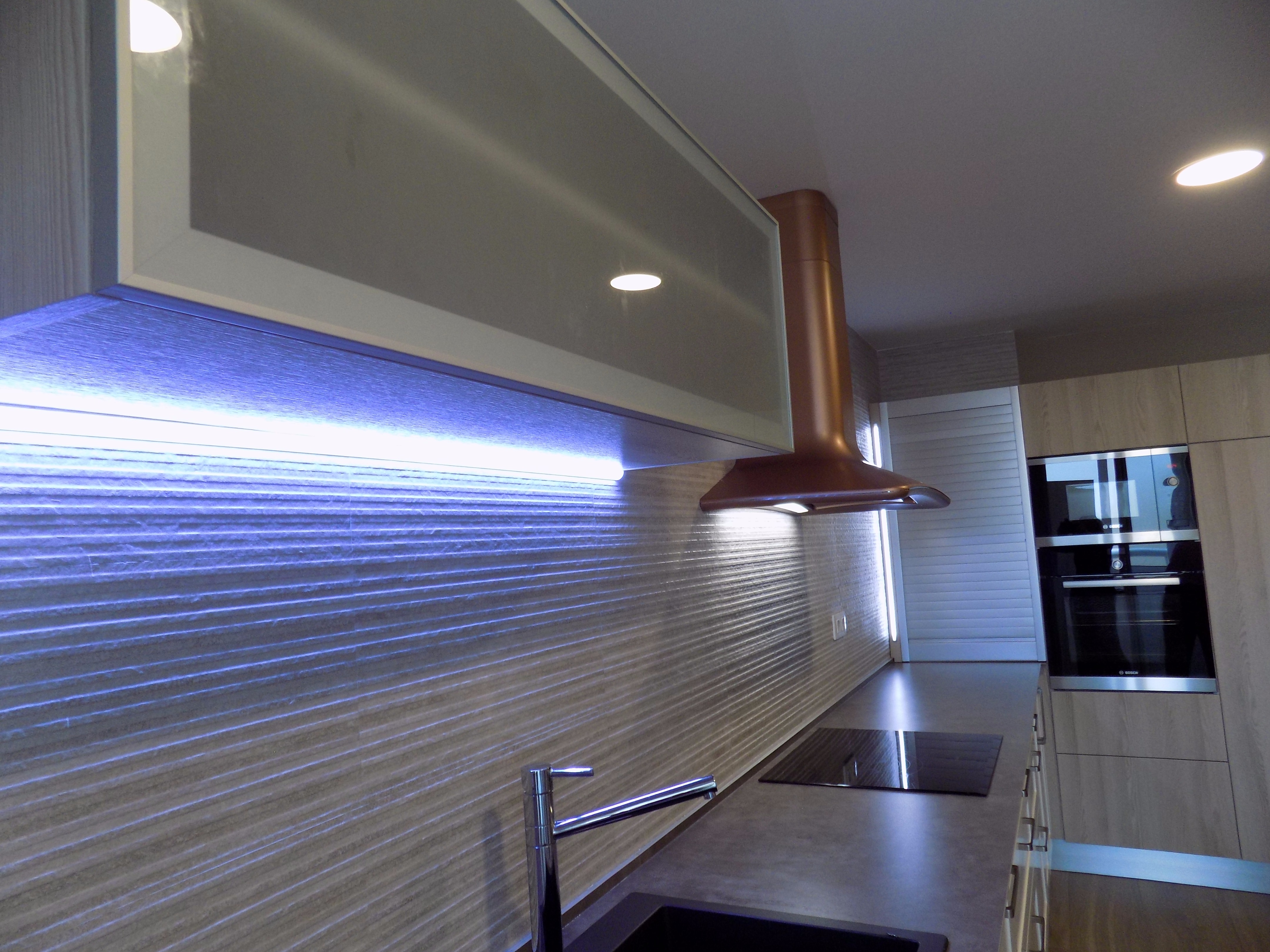 现代复古厨房，工业风与早餐文化的完美融合-16