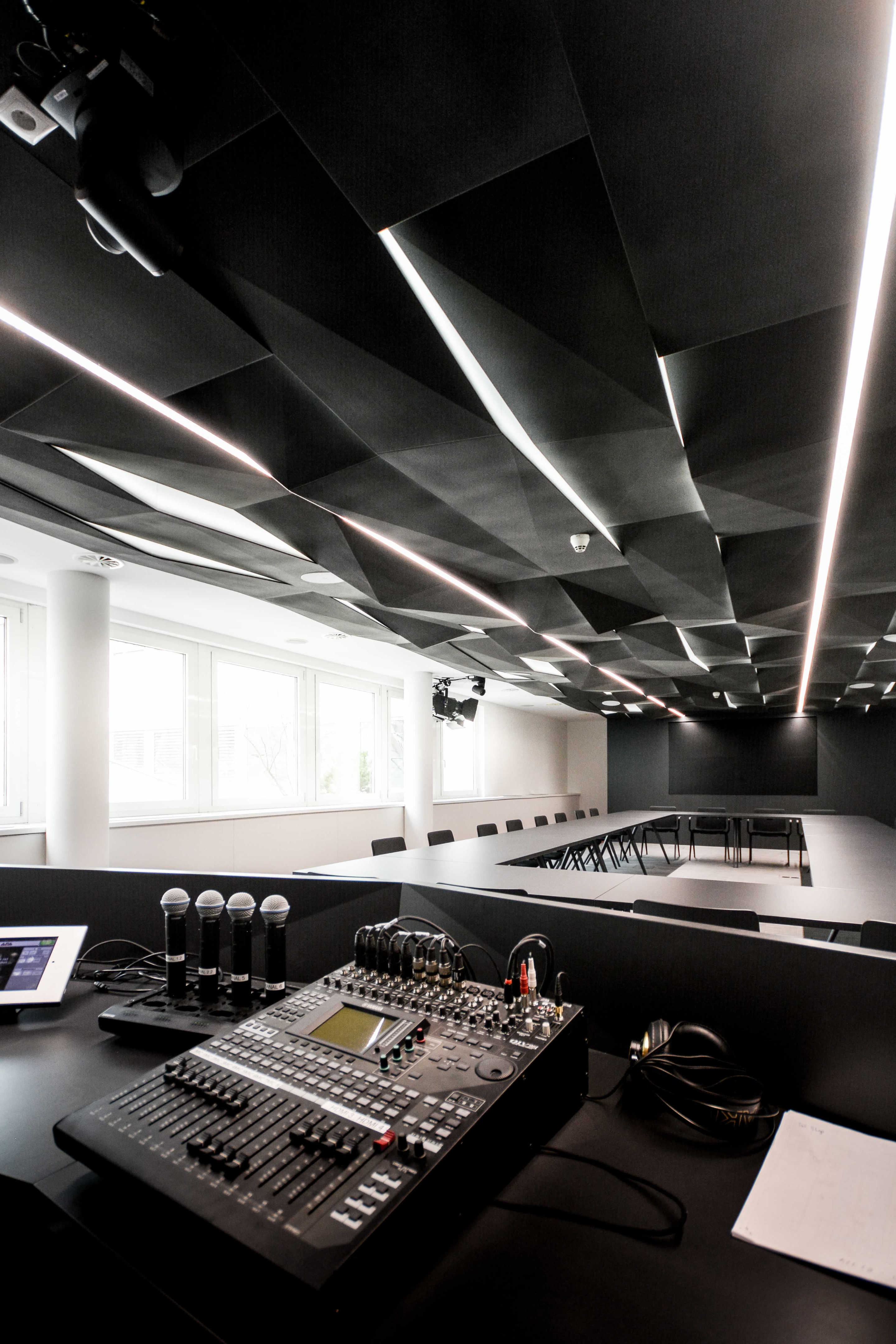 维也纳 APA 新闻社办公空间翻新-21