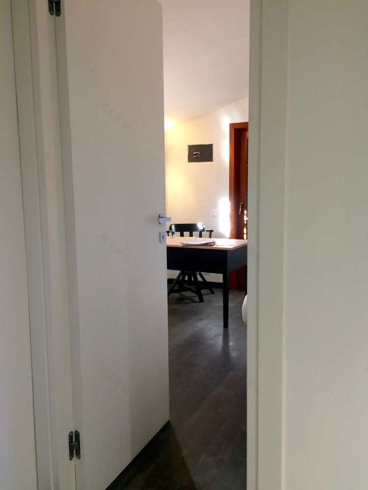 意式乡村风格别墅翻新,打造温馨亲子空间-26