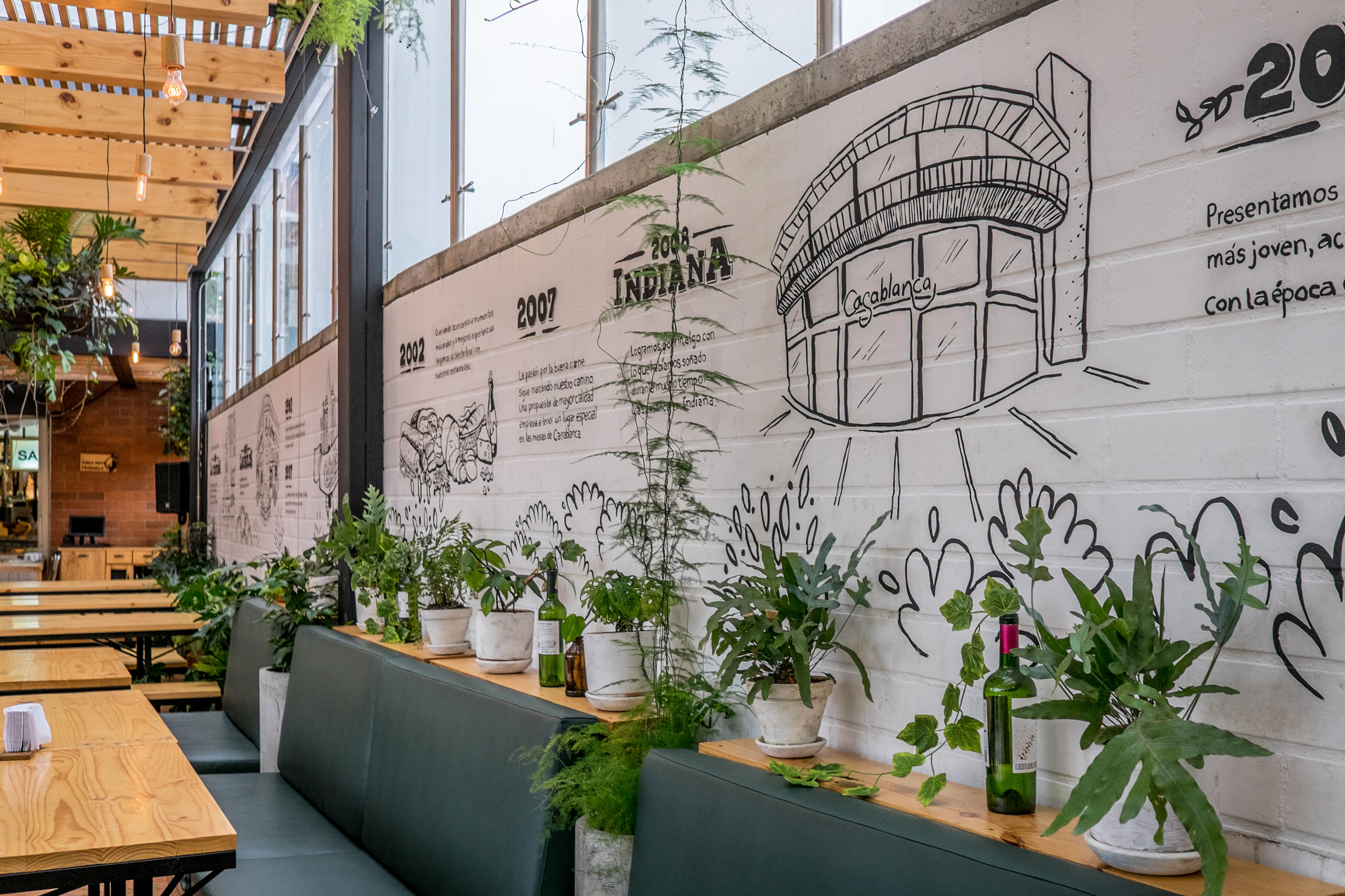 哥伦比亚 Casablanca 餐厅翻新设计 | 多样风格统一标识-8