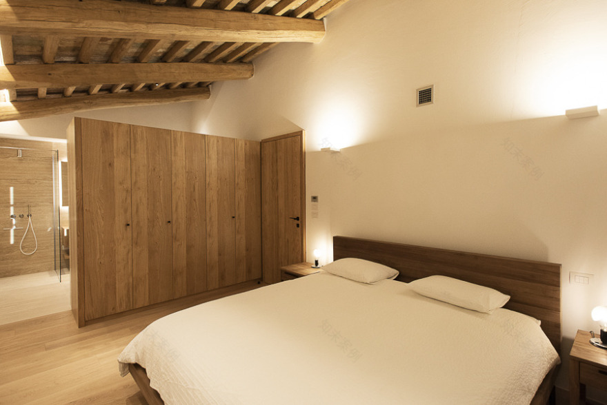 意大利托斯卡纳乡村别墅的现代复兴-5