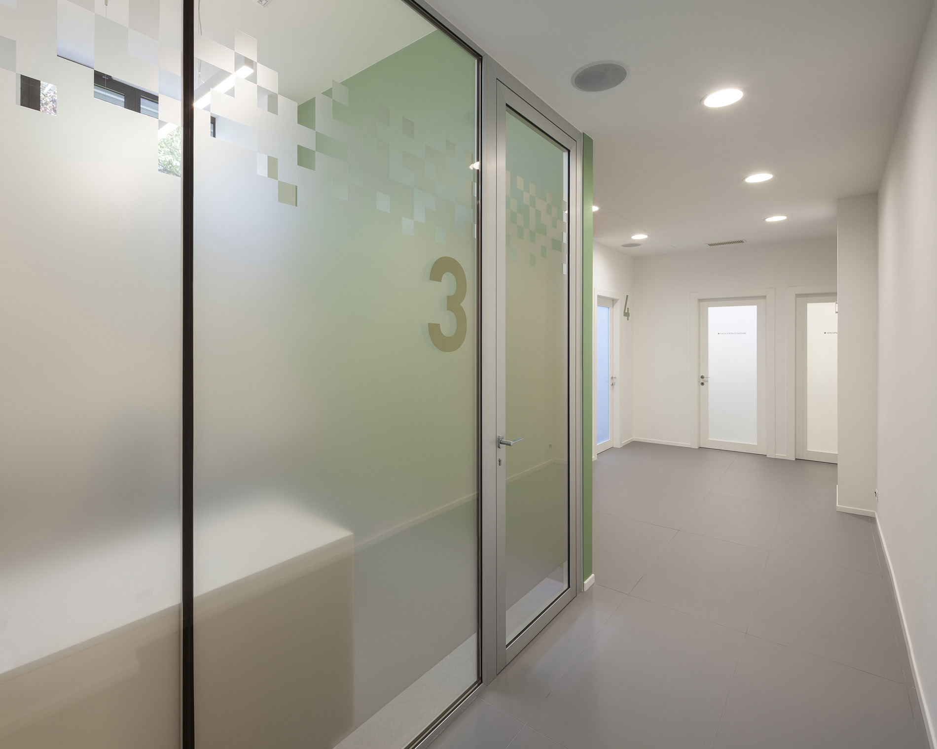 Cantarella 牙科诊所 | 自然光与色彩的巧妙运用-12