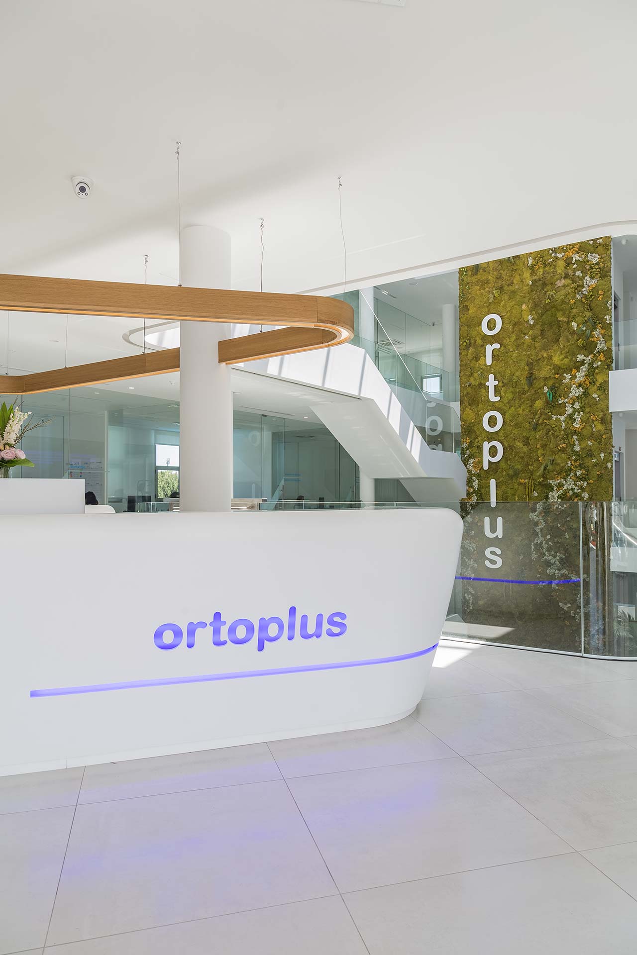 "Ortoplus 马德里总部 | KRION K-LIFE 助力创新牙科诊所设计"-9