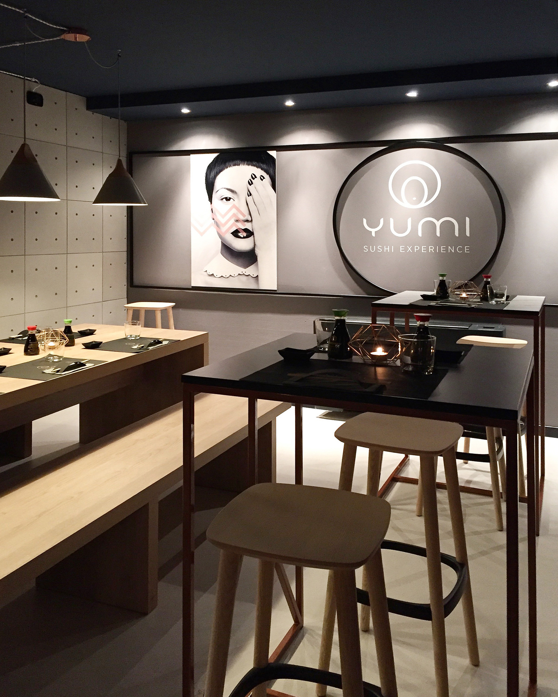 创意纸石纹卫生间，玫瑰金链条瓶架，惊艳的 YUMI 寿司体验-1