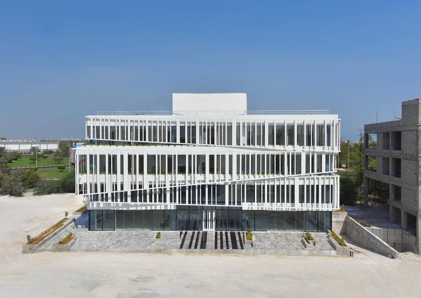 基什双层壳绿色办公建筑-29