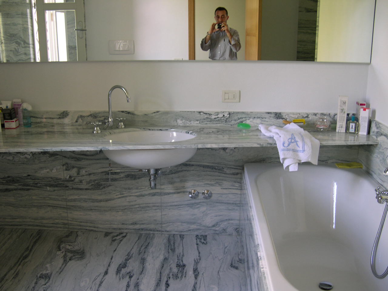 乡村老屋变身高贵别墅-27