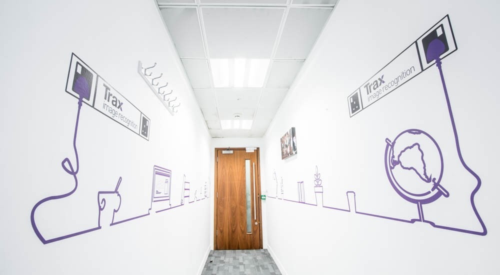 创新零售公司 Tra· Retail 办公室个性化设计-0