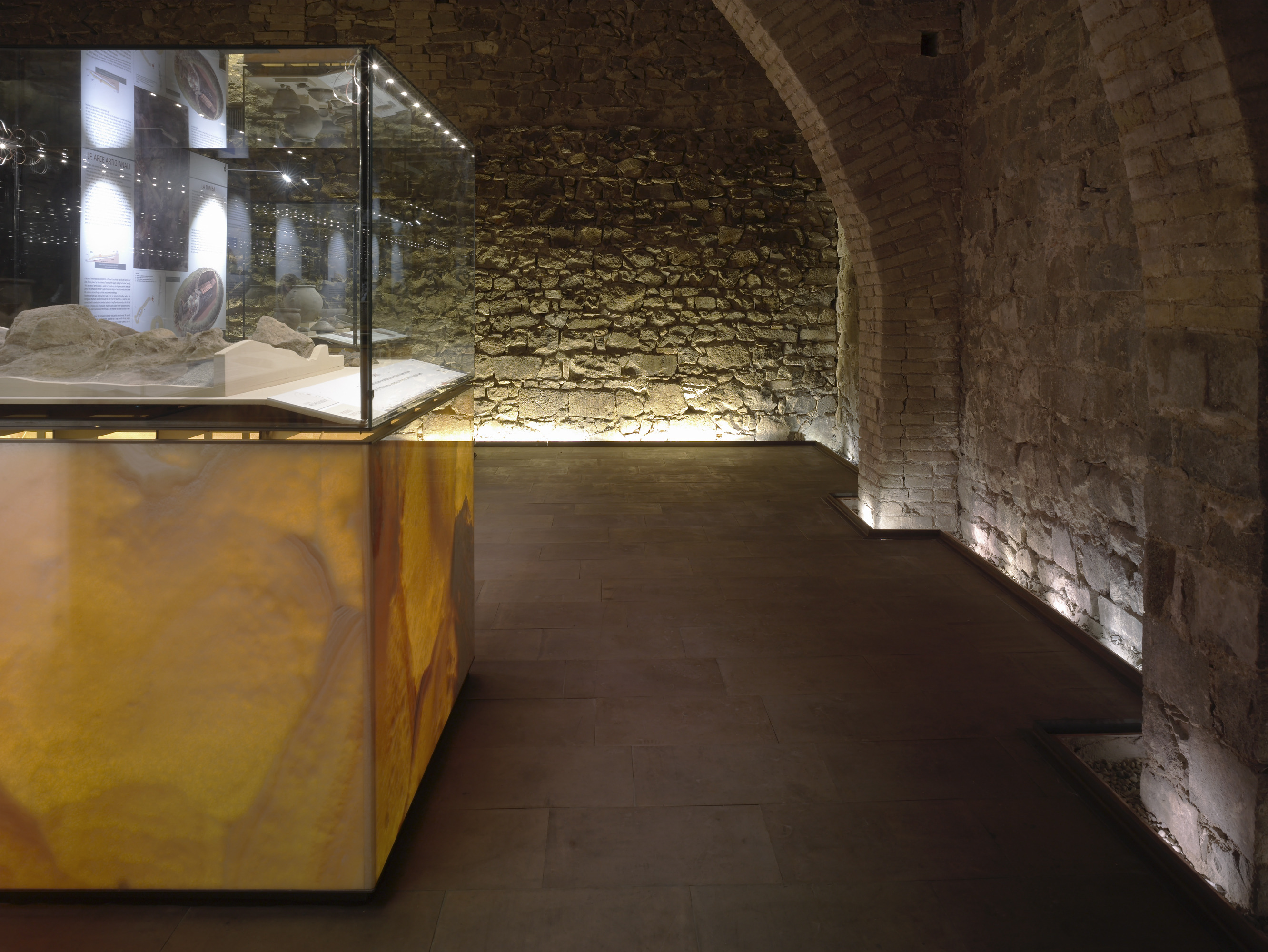 历史与未来交融的蒙特阿尔奇诺考古博物馆-6